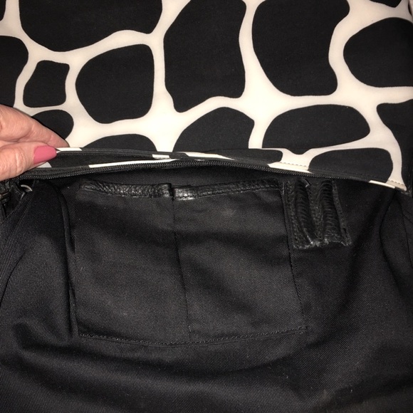 Black and cream animal print Preston & York shoulder bag - Picture 4 of 4